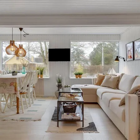 Holiday home Elma - 350m From The Sea In Se Jutland By Interhome