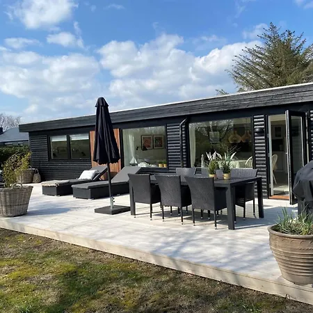 Elma - 350m From The Sea In Se Jutland By Interhome Holiday home Juelsminde (Hedensted)