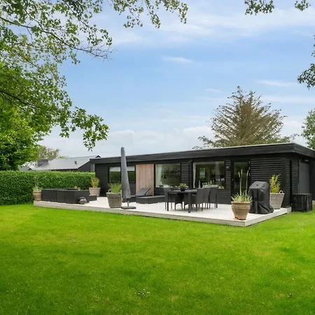 Elma - 350m From The Sea By Interhome *