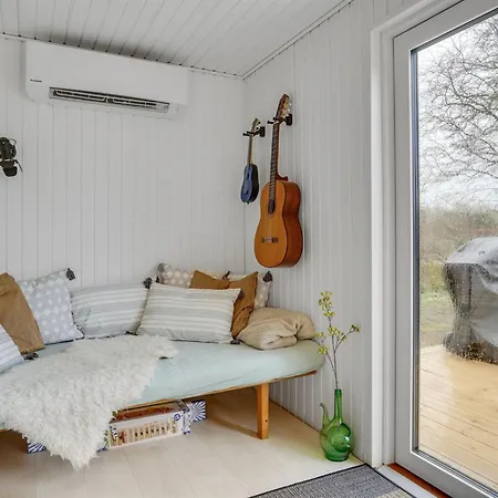 Elma - 350m From The Sea By Interhome *